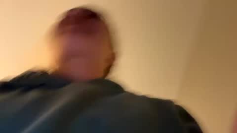 Snapshot of deepthroatqueen33 chatting on December 1, 9:09 pm deepthroatqueen33 online show from December 1, 9:09 pm