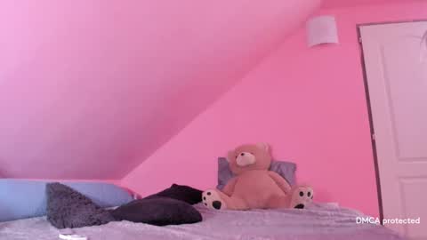 Snapshot of deessert chatting on January 17, 5:32 am Deessert online show from January 17, 5:32 am