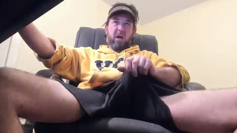 Snapshot of deeznutz343 chatting on December 30, 3:58 am Deez Nutz online show from December 30, 3:58 am