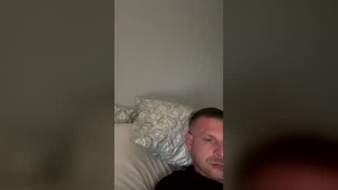 deezznutt online show from February 15, 4:25 pm