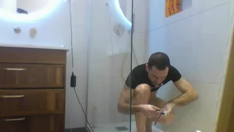 Snapshot of definitelysasha_ chatting on February 14, 6:26 pm definitelysasha_ online show from February 14, 6:26 pm