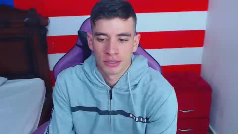 Snapshot of deiby_baby chatting on December 6, 10:30 pm DEIBY online show from December 6, 10:30 pm