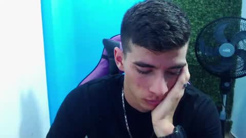 Snapshot of deiby_baby chatting on January 3, 2:10 am DEIBY online show from January 3, 2:10 am