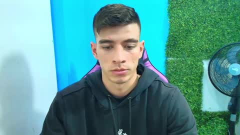 Snapshot of deiby_baby chatting on January 28, 4:29 am DEIBY online show from January 28, 4:29 am