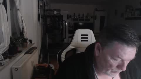 deinprinz2312 online show from January 20, 4:21 am