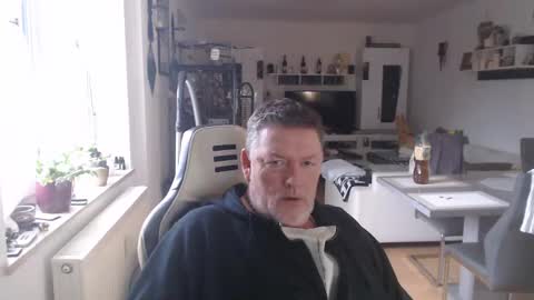 deinprinz2312 online show from January 28, 8:25 am