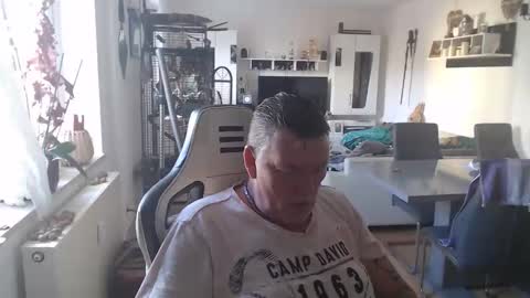 deinprinz2312 online show from October 13, 12:49 pm