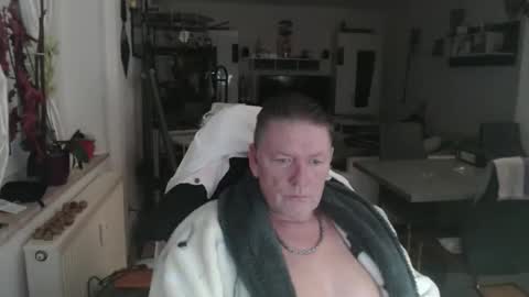 deinprinz2312 online show from December 1, 4:39 am