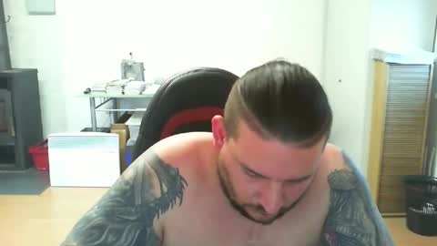 deinspielzeug87 online show from November 18, 2:43 pm