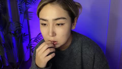sexy bimbo little kitty asian misstress quen princes sexy girl you can just call me pleasure online show from December 4, 12:03 pm