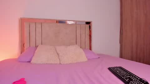 Ricarda online show from July 26, 1:07 pm