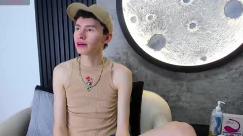 Snapshot of deivid_oficial20 chatting on September 22, 7:49 pm Deivid online show from September 22, 7:49 pm