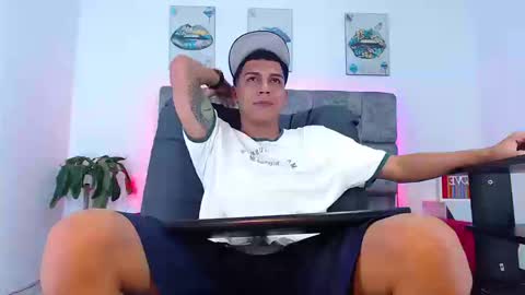 Snapshot of deivid_santoss chatting on September 24, 12:36 am Deivid online show from September 24, 12:36 am