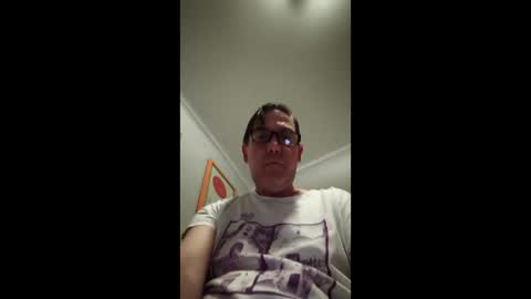 deividbowser online show from May 4, 1:01 am