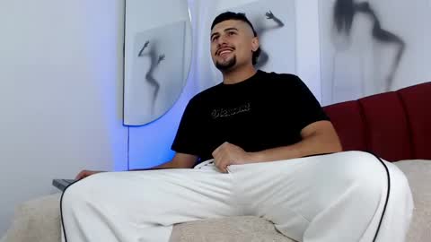  DEIVY  online show from March 14, 2:50 am