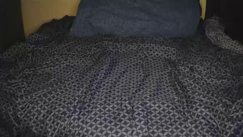 Snapshot of dekuplays chatting on April 11, 7:45 am Deku izuku3498 online show from April 11, 7:45 am