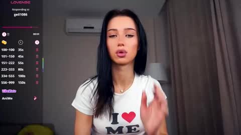 Snapshot of delanakimbral chatting on October 24, 7:05 am Hello everyone Im Tessa Make yourself comfortable. Were going to have fun together online show from October 24, 7:05 am