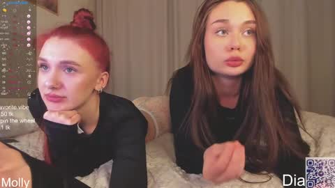 Dia online show from February 18, 3:54 pm