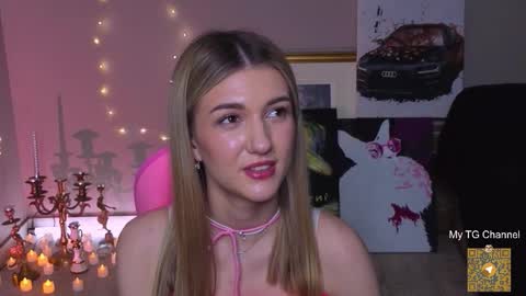 Snapshot of delcieodoherty chatting on November 15, 8:27 pm Adla online show from November 15, 8:27 pm