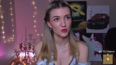 Snapshot of delcieodoherty chatting on November 16, 8:25 pm Adla online show from November 16, 8:25 pm