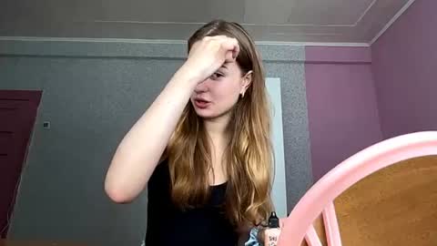 Snapshot of deliamcchriston chatting on June 21, 9:34 am Sofi online show from June 21, 9:34 am