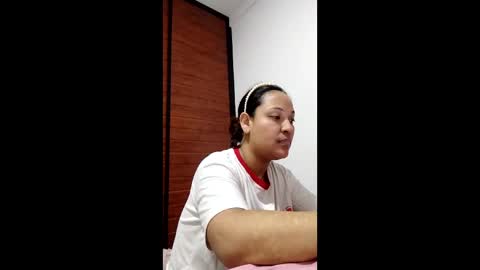 Sarah online show from May 19, 12:33 pm