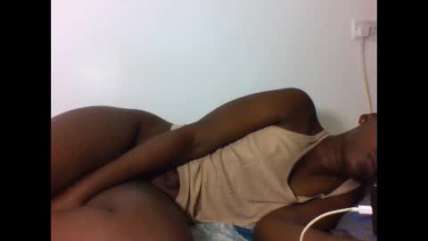 EVAH online show from February 24, 7:01 pm