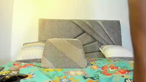 Snapshot of deliciouscocoa chatting on July 10, 11:07 pm Jean paul and Salome online show from July 10, 11:07 pm