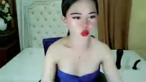 Sophie online show from July 11, 2:47 am