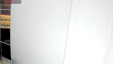 Snapshot of delightfulasianhugecock chatting on November 16, 5:07 pm delightfulasianhugecock online show from November 16, 5:07 pm