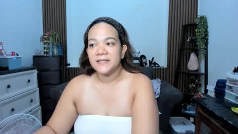 Snapshot of delightfulcurvy chatting on October 23, 6:45 am delightfulcurvy online show from October 23, 6:45 am