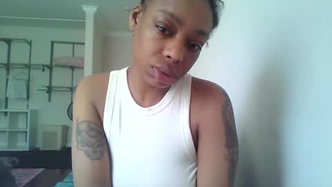 Snapshot of delightfuldark chatting on February 7, 5:07 pm delightfuldark online show from February 7, 5:07 pm