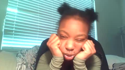 Snapshot of delightfuldark chatting on February 16, 7:27 pm delightfuldark online show from February 16, 7:27 pm