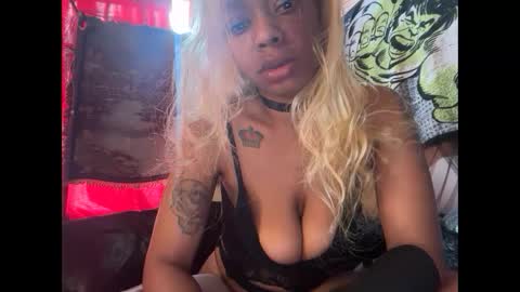 Snapshot of delightfuldark chatting on September 10, 6:52 pm delightfuldark online show from September 10, 6:52 pm