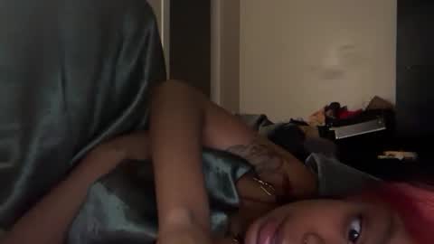 Snapshot of delightfuldark chatting on November 19, 1:38 am delightfuldark online show from November 19, 1:38 am