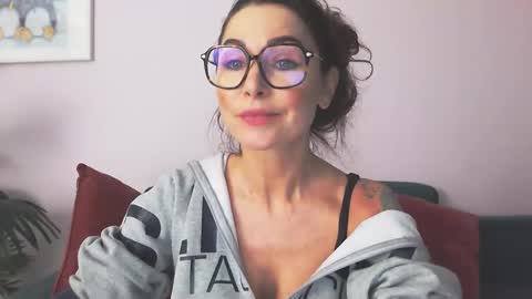 delilah_sweet online show from November 11, 4:40 pm