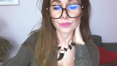 delilah_sweet online show from April 8, 4:07 pm