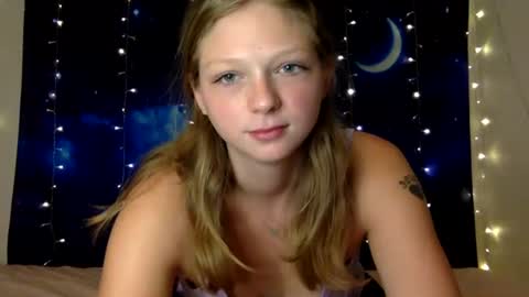 DelilaLove3412 online show from July 31, 7:02 pm