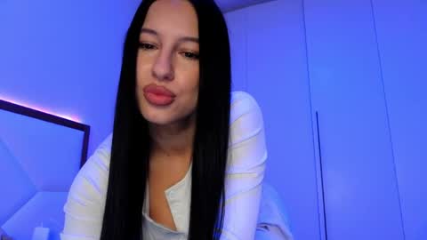 delly_love online show from March 24, 8:25 pm