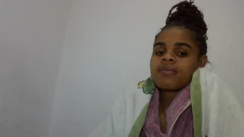 Snapshot of delphineee chatting on June 26, 4:11 pm delphine online show from June 26, 4:11 pm