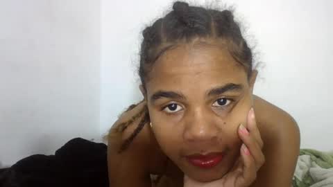 Snapshot of delphineee chatting on July 6, 4:09 pm delphine online show from July 6, 4:09 pm