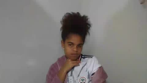 Snapshot of delphineee chatting on July 26, 9:11 pm delphine online show from July 26, 9:11 pm