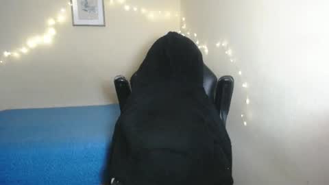 Demeter Salviati online show from February 16, 5:15 pm