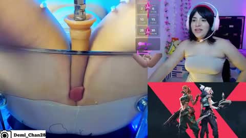 demiii online show from June 21, 7:33 am
