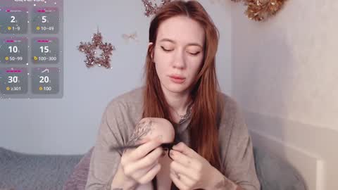 Snapshot of demiamour chatting on December 5, 9:50 am Demi. not your babybabebb and other shit online show from December 5, 9:50 am