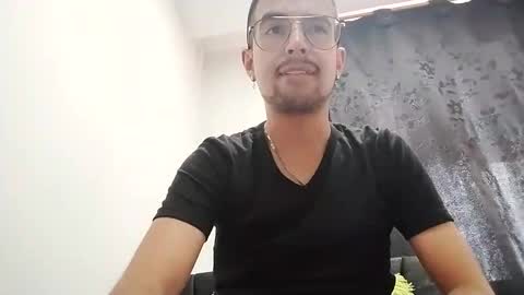 demian_val_4 online show from December 25, 9:22 pm