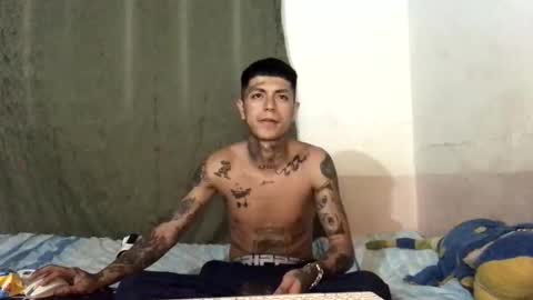 Snapshot of demon_2407 chatting on November 12, 4:02 am Demon 2407 online show from November 12, 4:02 am