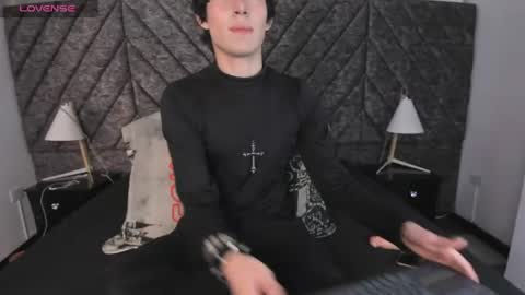   online show from June 10, 12:04 pm