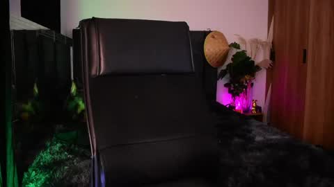 DemonKush online show from June 8, 1:28 am