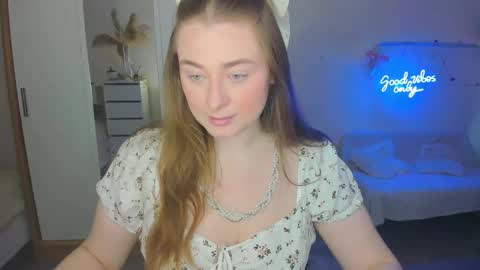 Sophie online show from February 9, 7:16 am